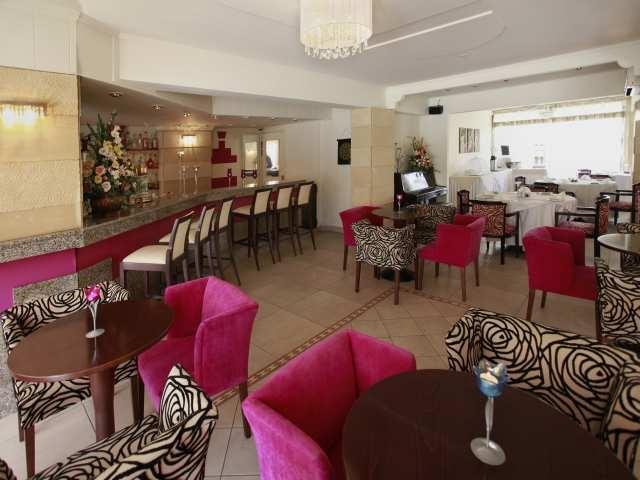 Jasmine Hotel Apartments リマソール エクステリア 写真